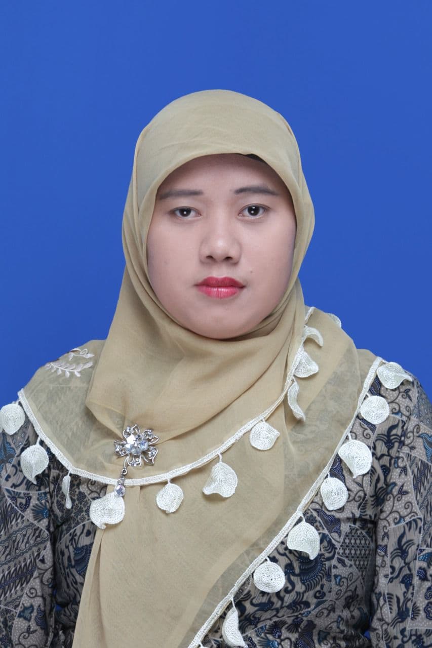 Elly Setiani Pujiastuti